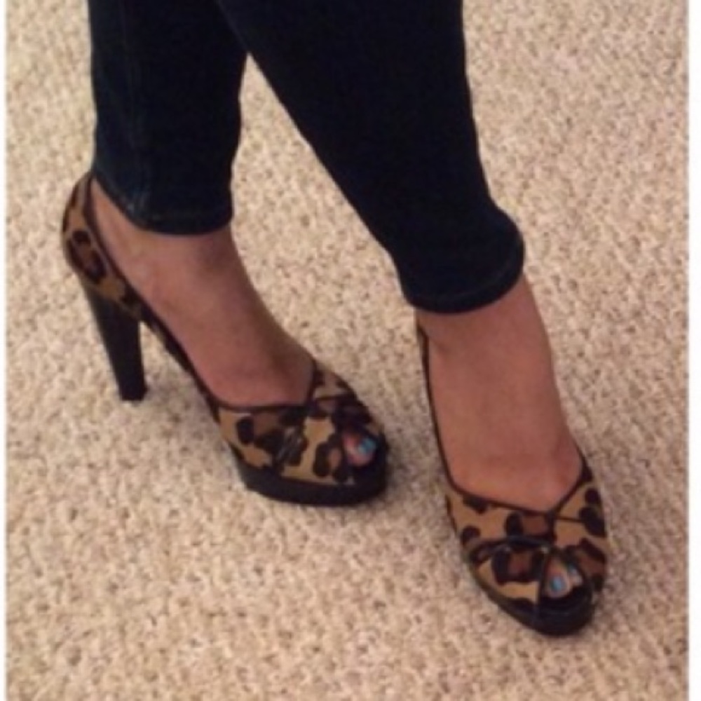 Stuart Weitzman Leopard Print Peep Toe Heels - image 2